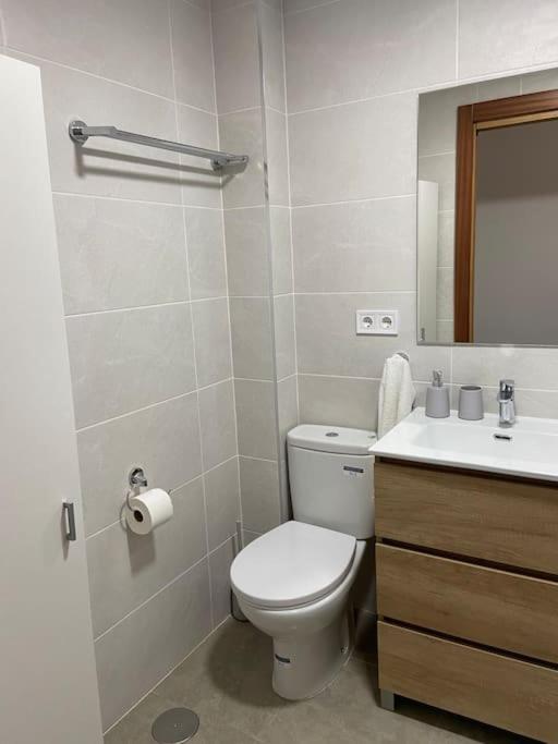 Beach And City Apartment A 50M De La Playa Fuengirola Bagian luar foto